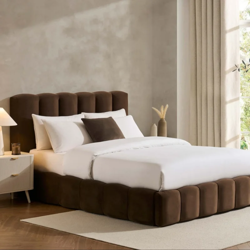 CHESHIRE BEDFRAME