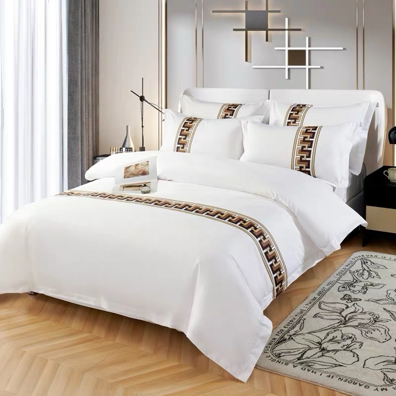 Manny Bedding Set