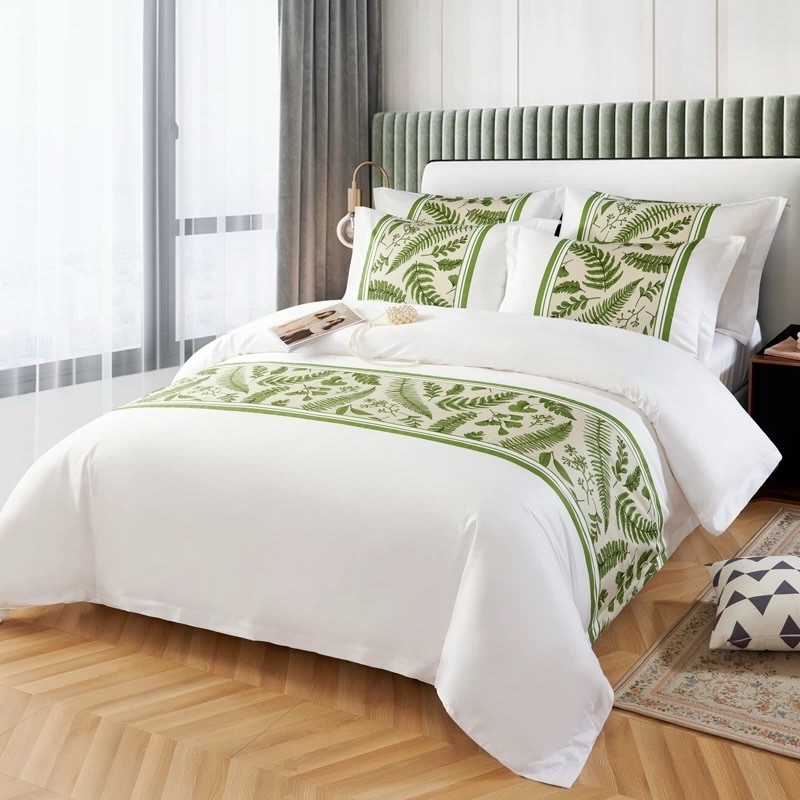 Laila Bedding Set