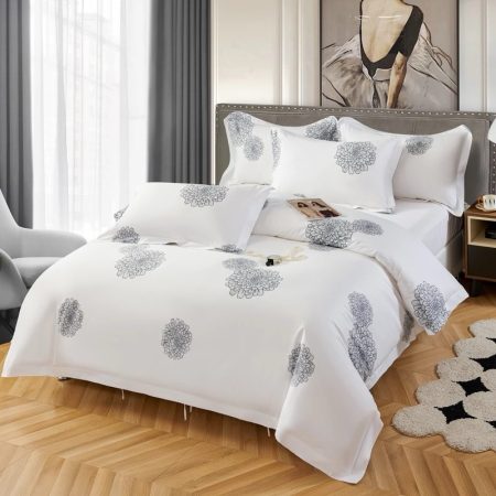 Lulu Bedding Set